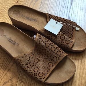 A. Giannetti sandals